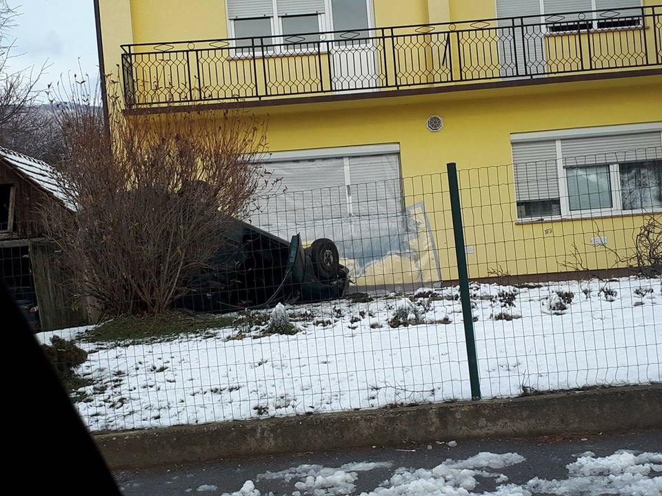 Foto: Policija zaustavlja KZŽ