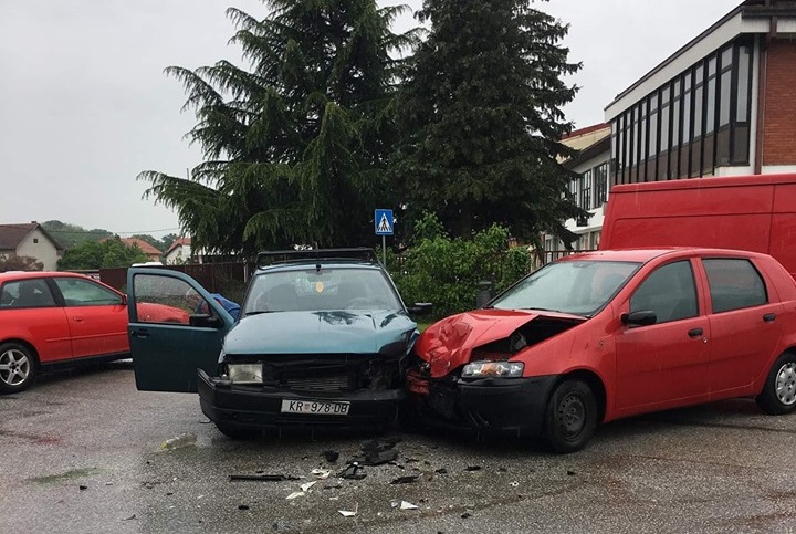 FOTO: Policija zaustavlja KZŽ