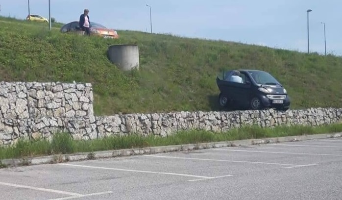 FOTO: Policija zaustavlja KZŽ